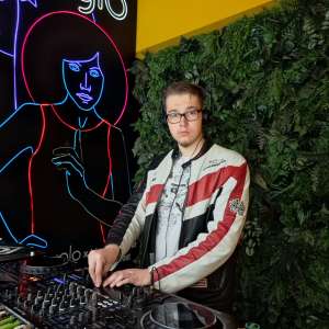 DJ VYGER
