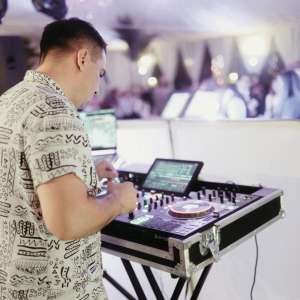 DJ SURU