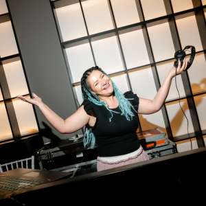 DJ NICOLLE B