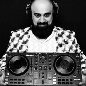 DJ ARMIN