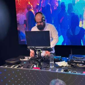 DJ ARMIN